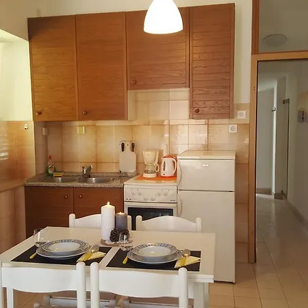 Laurus Apartment